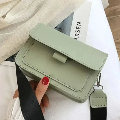 Elegant Crossbody Bags for Women – Versatile Small Clutch Design