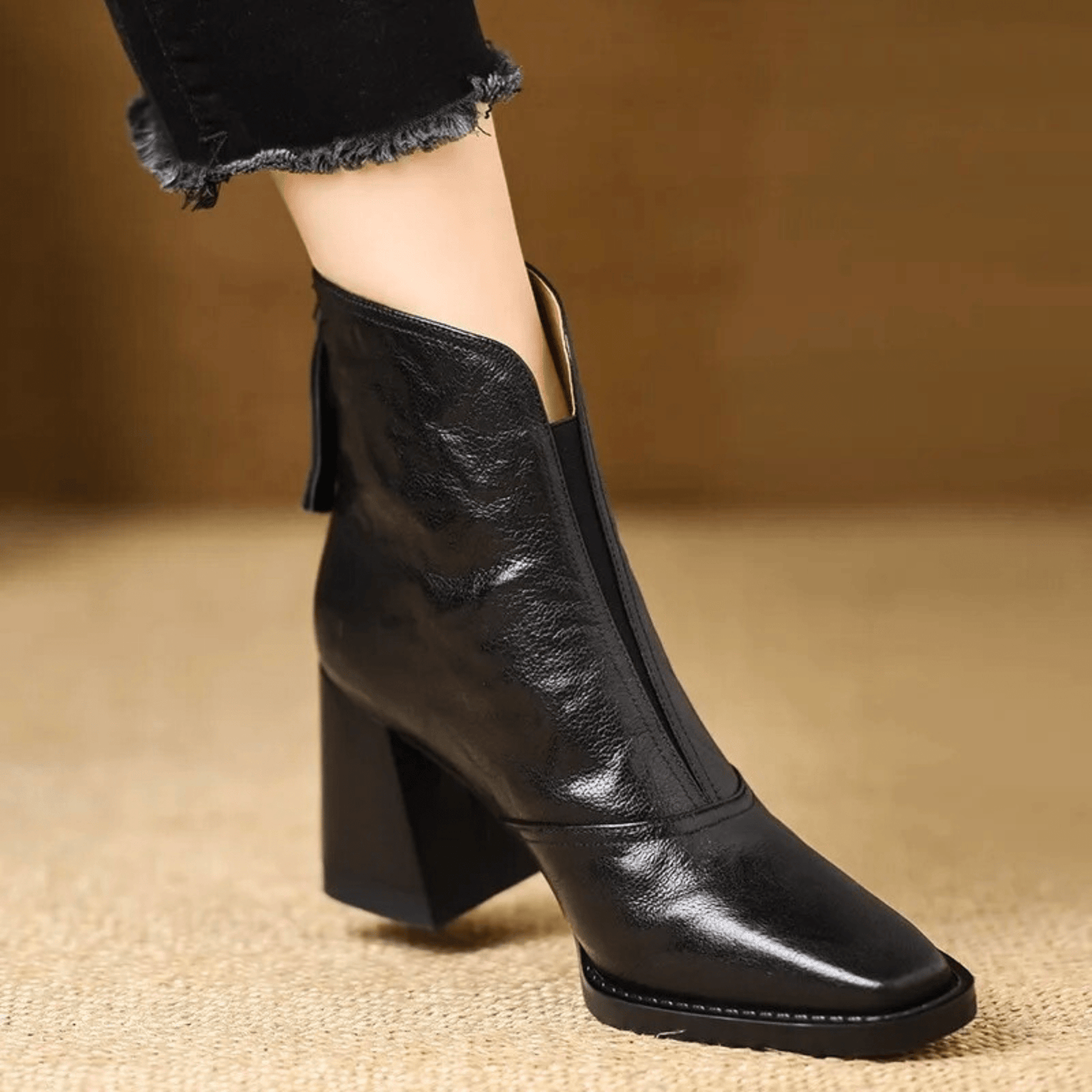 Claudia | Luxury ankle boots with mid-height heel